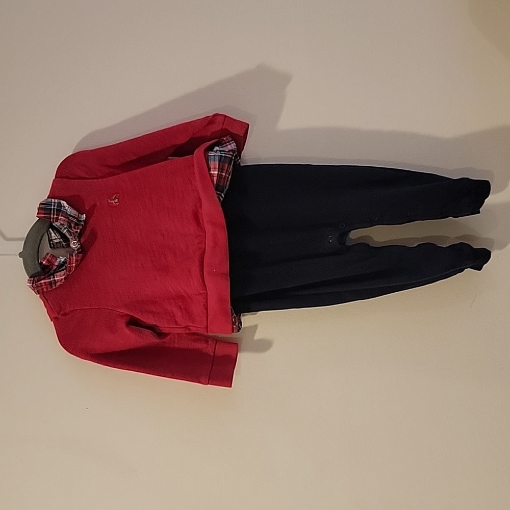 Baby Gap Size 18-24 months full Christmas outfit red plaid adorable